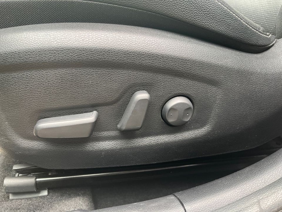 Kia Ceed 1,6 PHEV Upgrade SW DCT 5d