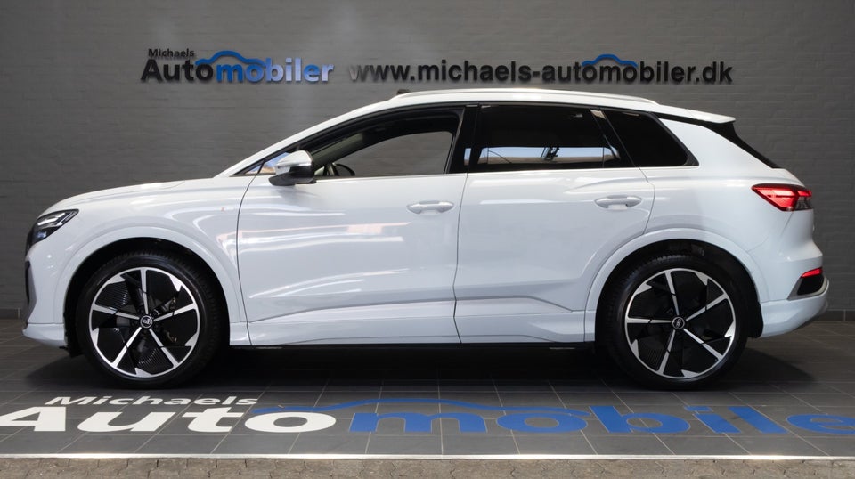 Audi Q4 e-tron 40 S-line 5d