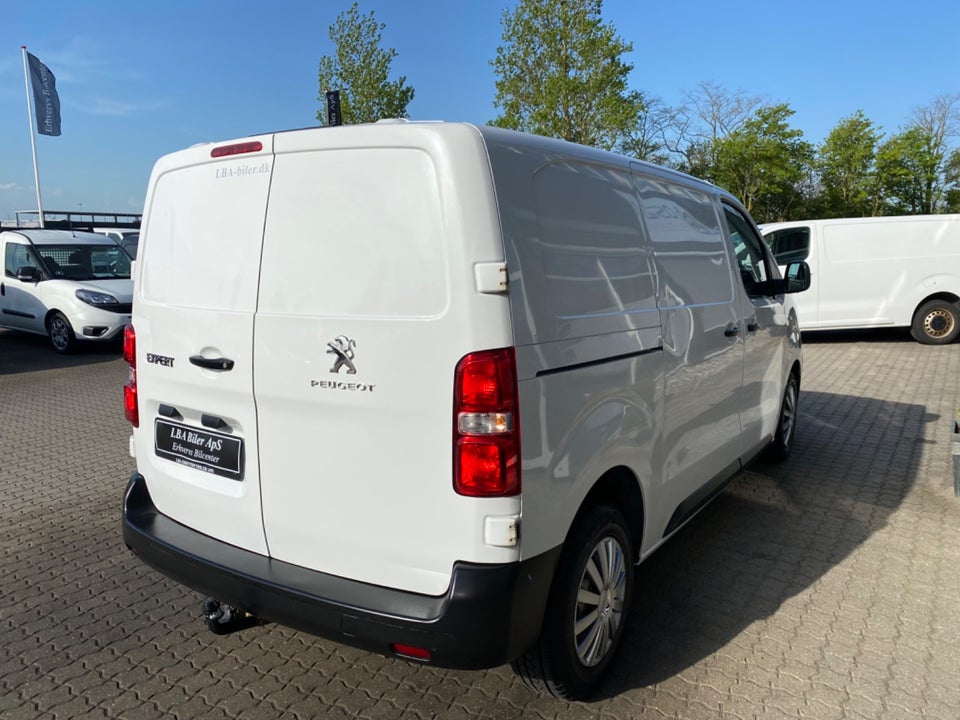 Peugeot Expert 2,0 BlueHDi 122 L2 Plus EAT8 Van