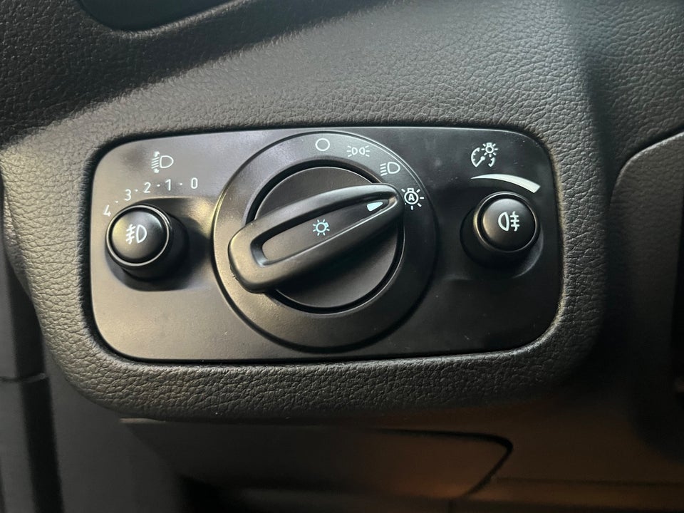 Ford C-MAX 1,0 SCTi 125 Titanium 5d