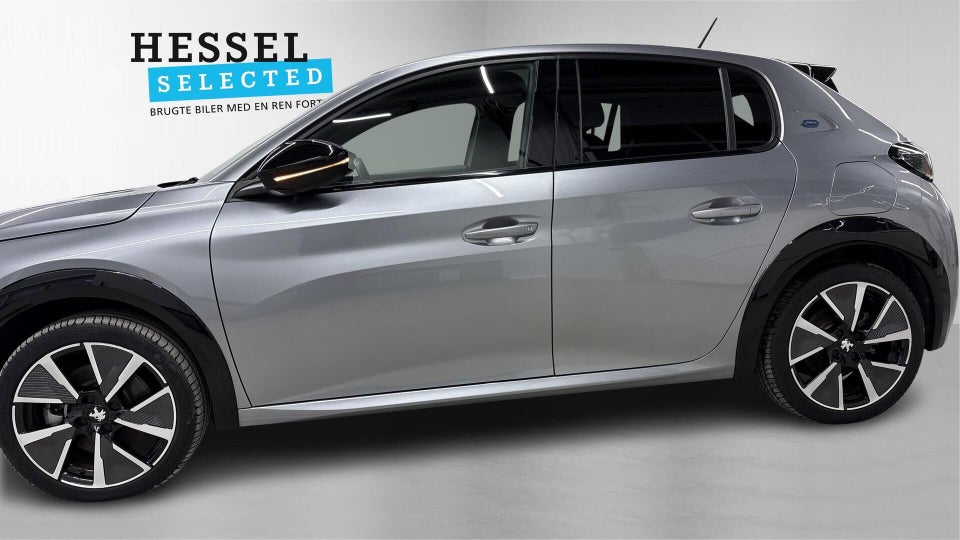 Peugeot e-208 50 GT 5d