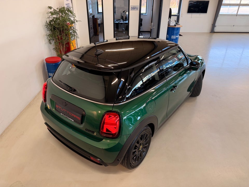 MINI Cooper SE Classic Trim 3d