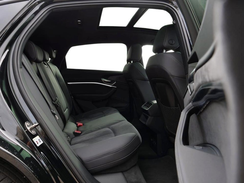 Audi Q8 e-tron 55 S-line Sportback quattro 5d