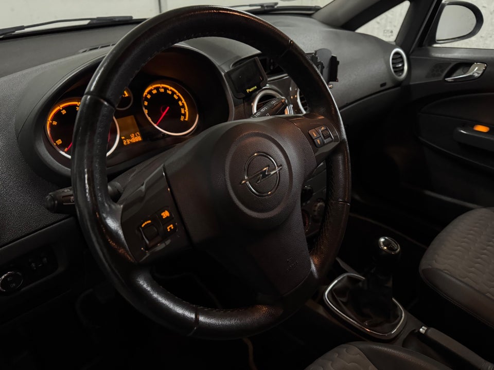 Opel Corsa 1,3 CDTi 95 Cosmo eco 5d