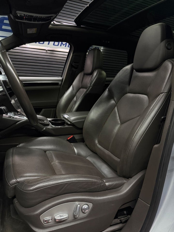 Porsche Cayenne 3,0 D Tiptr. 5d