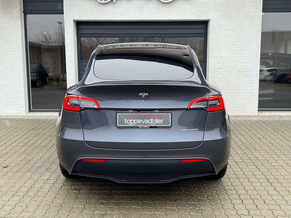 Tesla Model Y Long Range AWD 5d