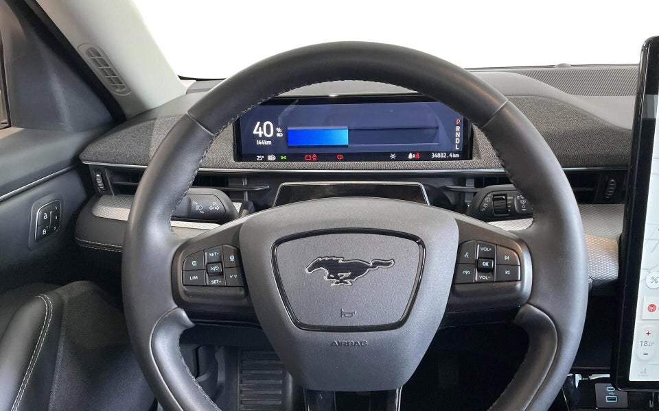 Ford Mustang Mach-E 70 Standard Range 5d