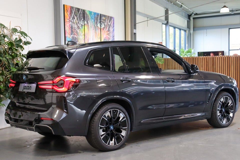 BMW iX3 Charged Plus M-Sport 5d