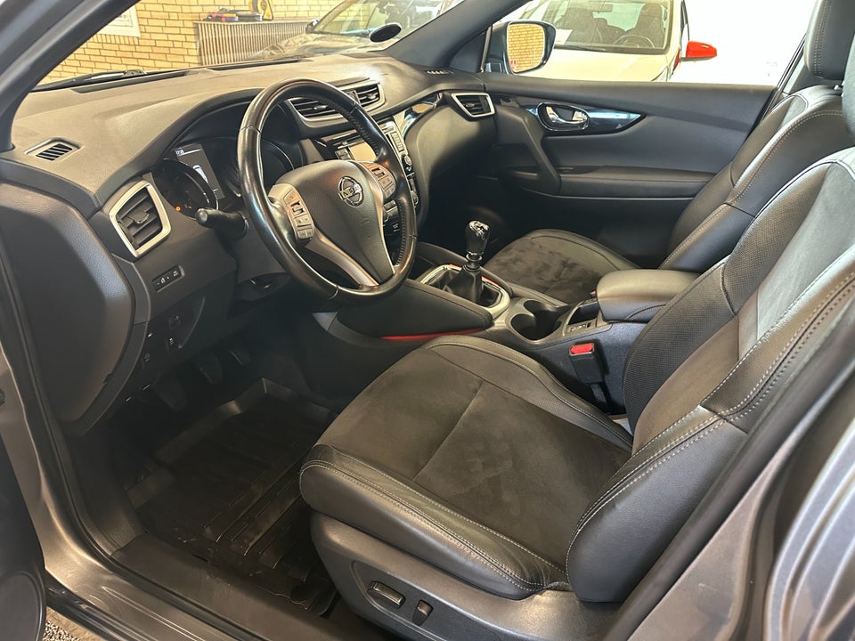 Nissan Qashqai 1,2 Dig-T 115 Tekna 5d