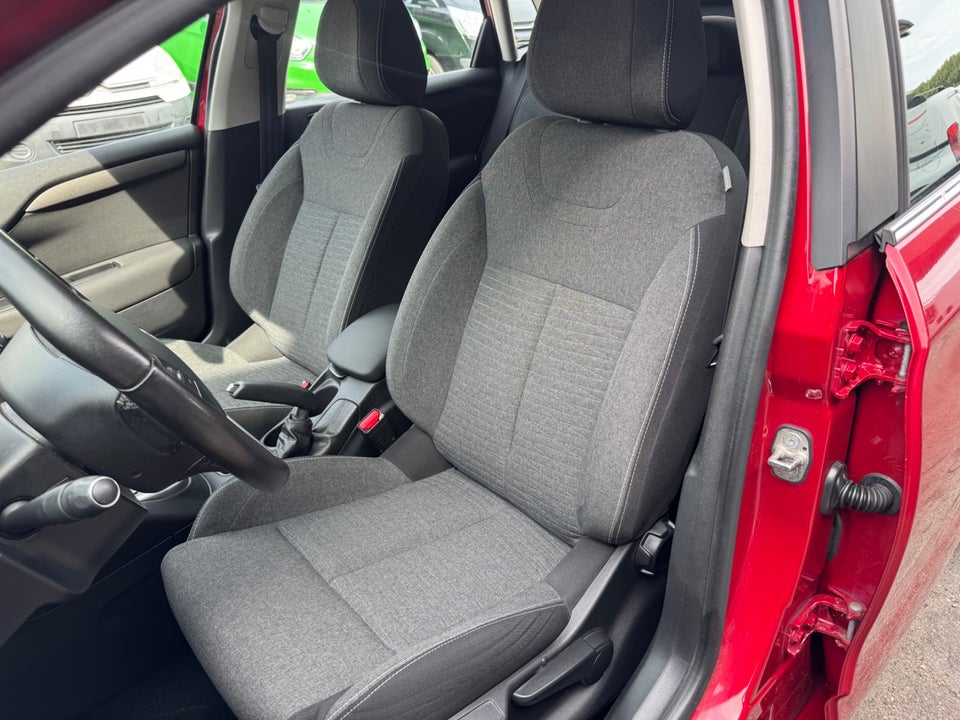 Citroën C4 1,2 PureTech 130 Feel EAT6 5d
