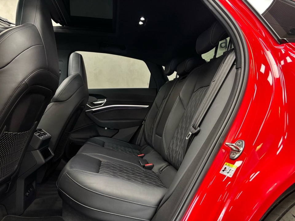 Audi SQ8 e-tron Sportback quattro 5d
