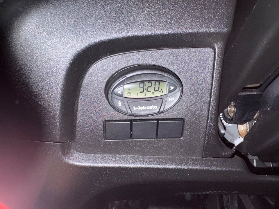 Iveco Daily 2,3 35S16 12m³ Van AG8
