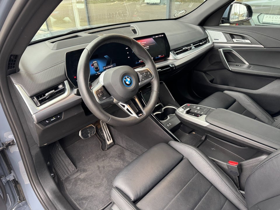 BMW iX2 xDrive30 Fully Charged M-Sport 5d