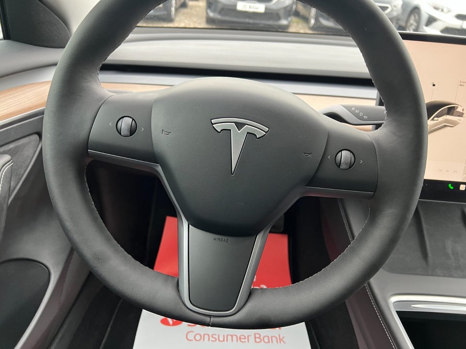 Tesla Model 3 RWD 4d