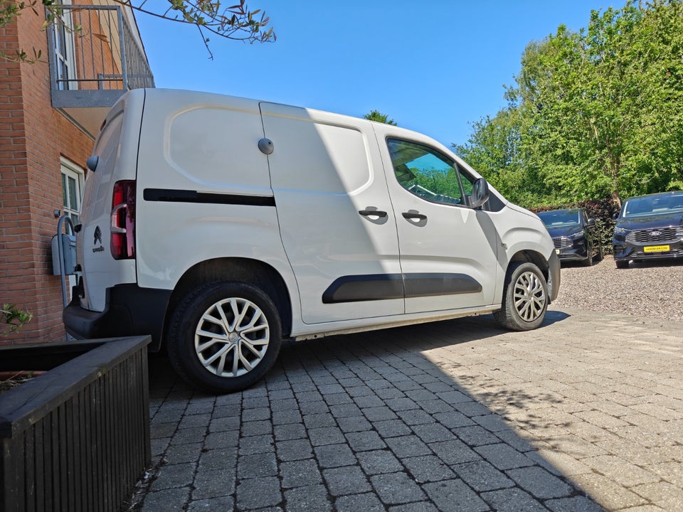 Citroën Berlingo 1,5 BlueHDi 100 L1 ProffLine Van