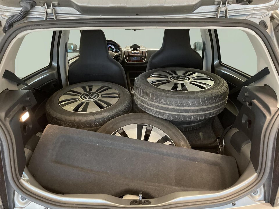 VW e-Up! Move Up! 5d