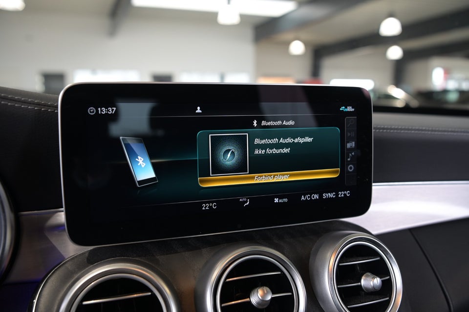 Mercedes C220 d 2,0 AMG Line Night Edition stc. aut. 5d