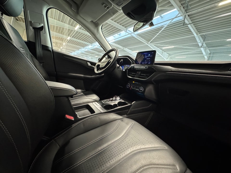 Ford Kuga 2,5 PHEV Vignale CVT 5d