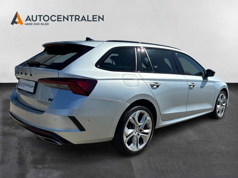 Skoda Octavia 1,4 TSi iV RS Combi DSG 5d