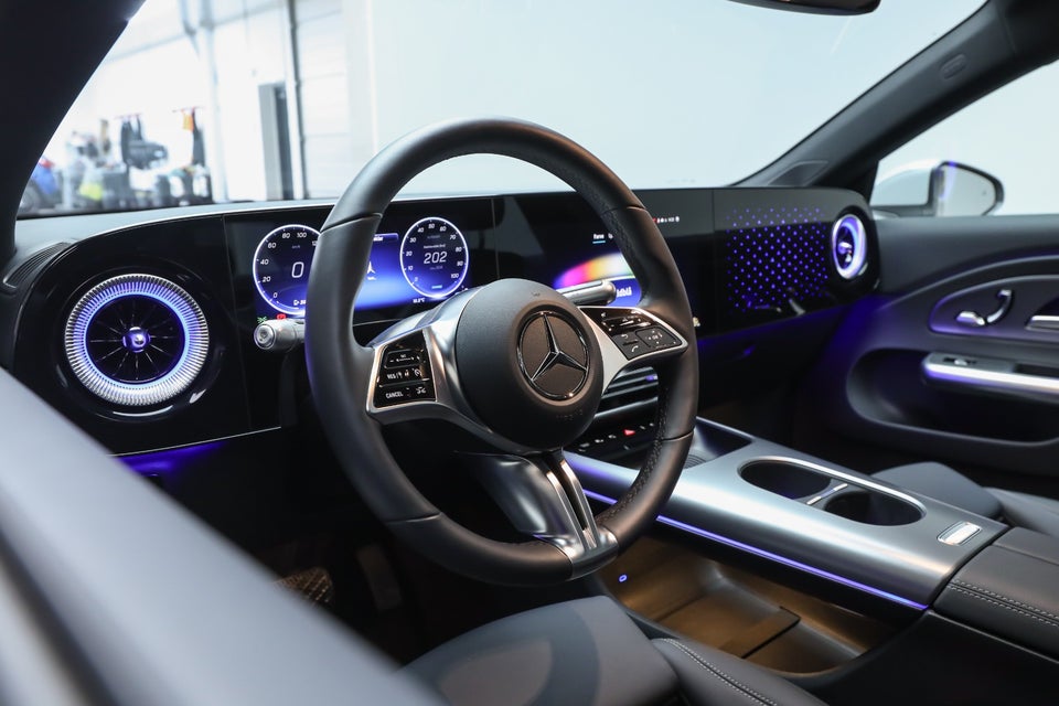 Mercedes CLA250+ EQ Progressive 4d