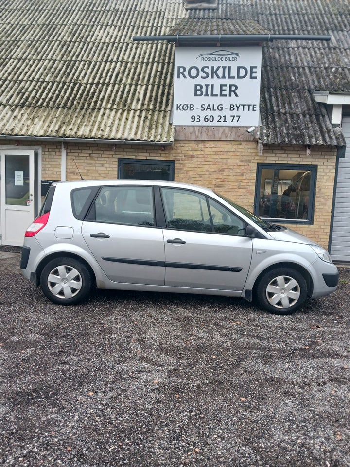 Renault Scenic II 1,6 Expression Comfort 5d