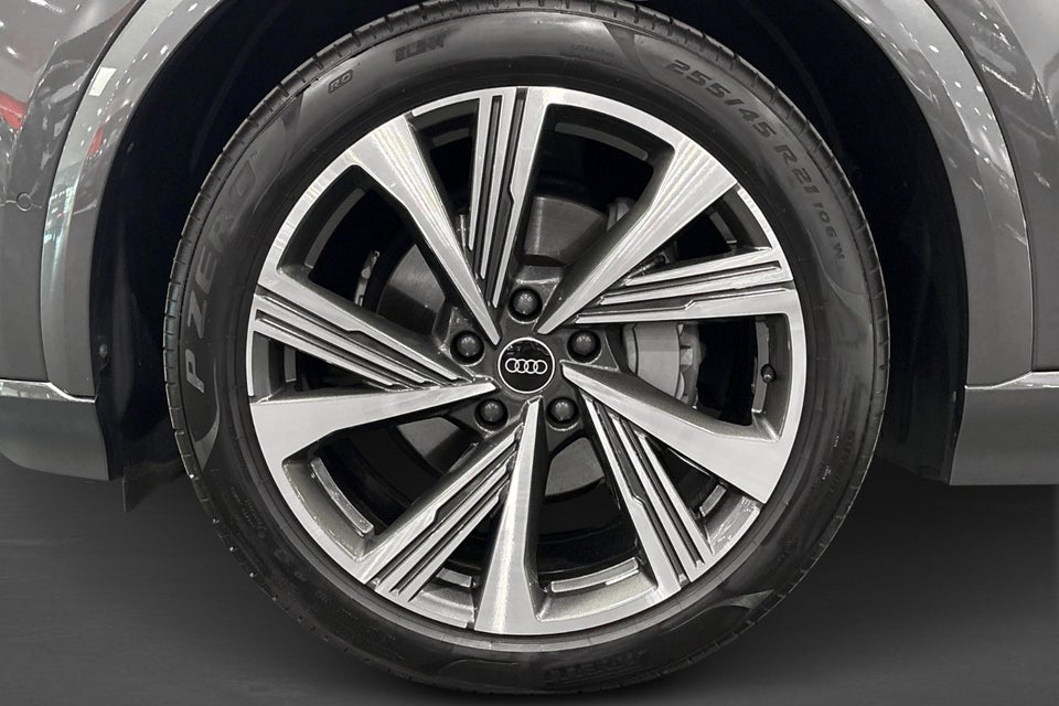 Audi Q6 e-tron Progress plus performance 5d