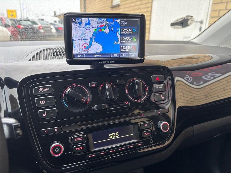 VW Up! 1,0 75 Black Up! 5d