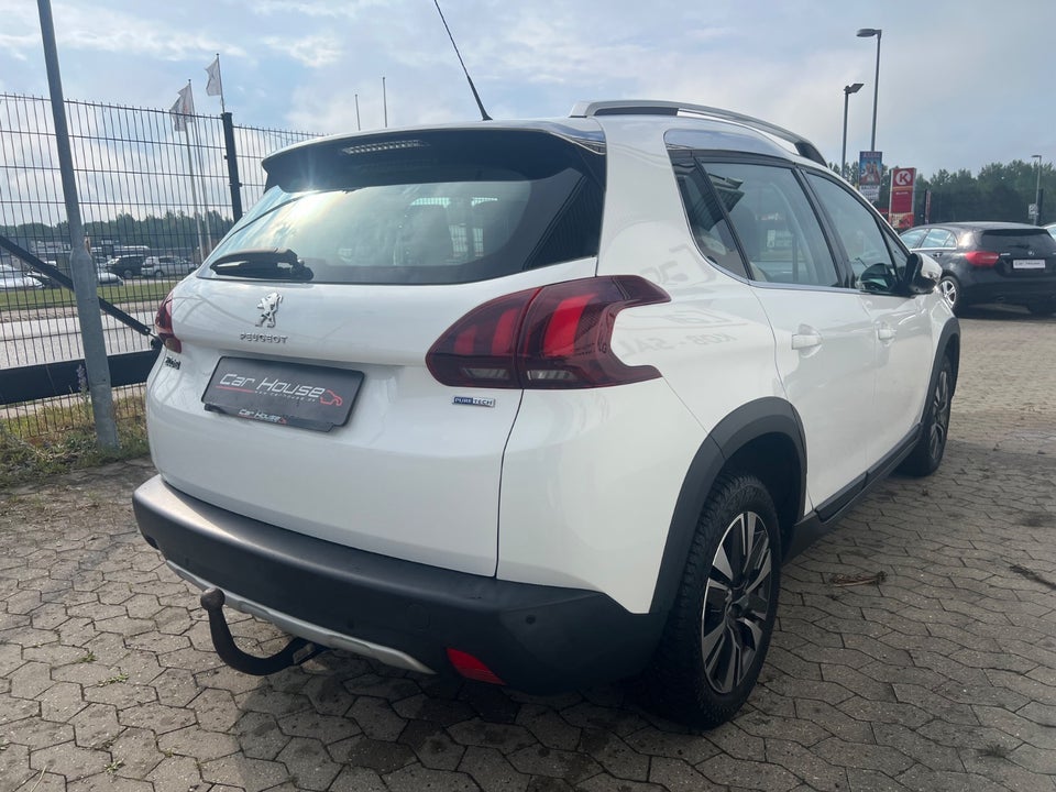 Peugeot 2008 1,2 e-THP 110 Allure 5d