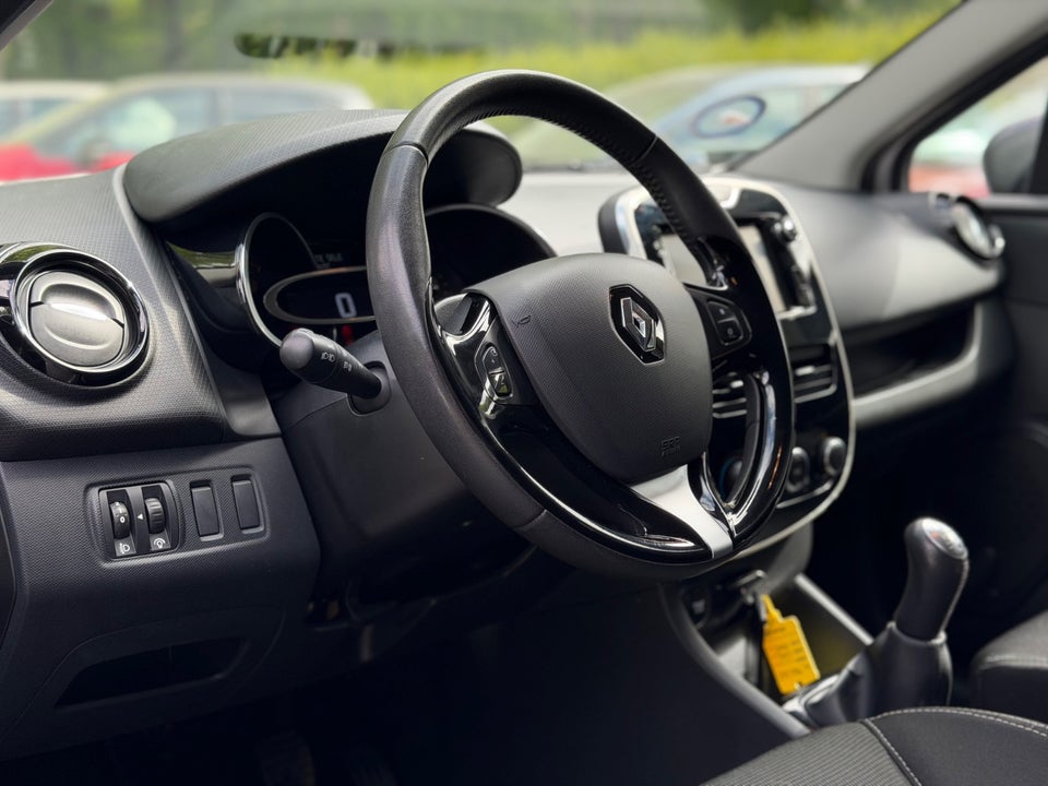 Renault Clio IV 1,5 dCi 75 Expression 5d