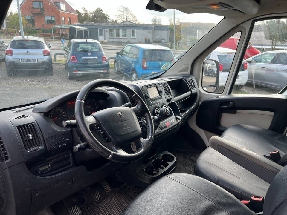 Peugeot Boxer 335 2,0 BlueHDi 130 L2H2