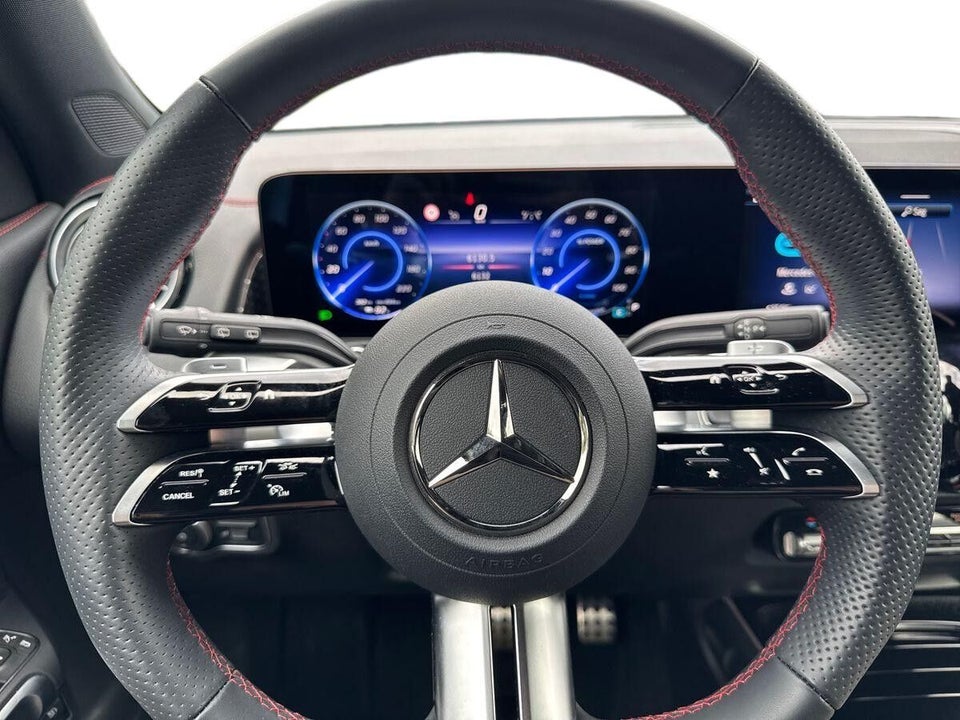 Mercedes EQB250+ AMG Line 5d