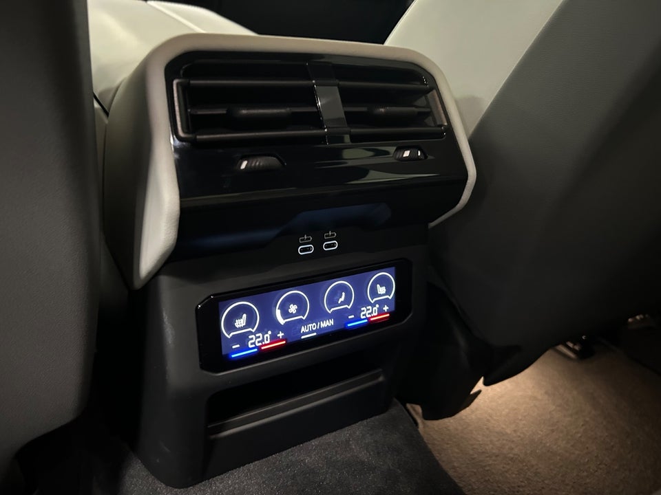 BMW i5 eDrive40 Fully Charged M-Sport 4d