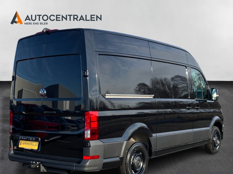 VW Crafter 35 2,0 TDi 177 Kassevogn L3H3 aut.