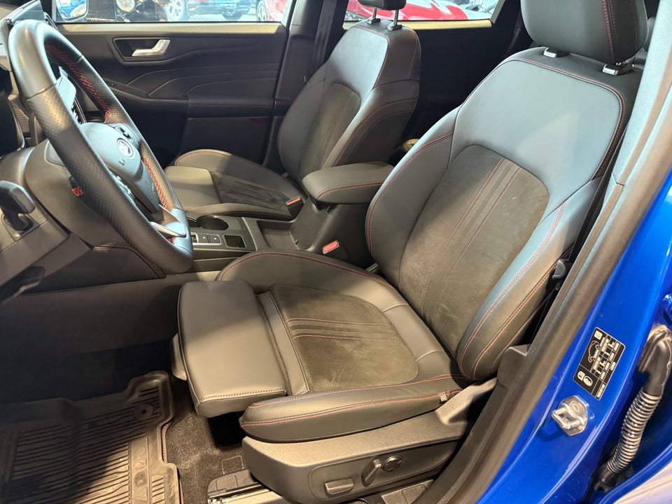 Ford Kuga 2,5 PHEV ST-Line X CVT 5d