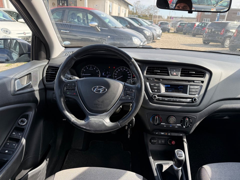 Hyundai i20 1,25 Trend 5d