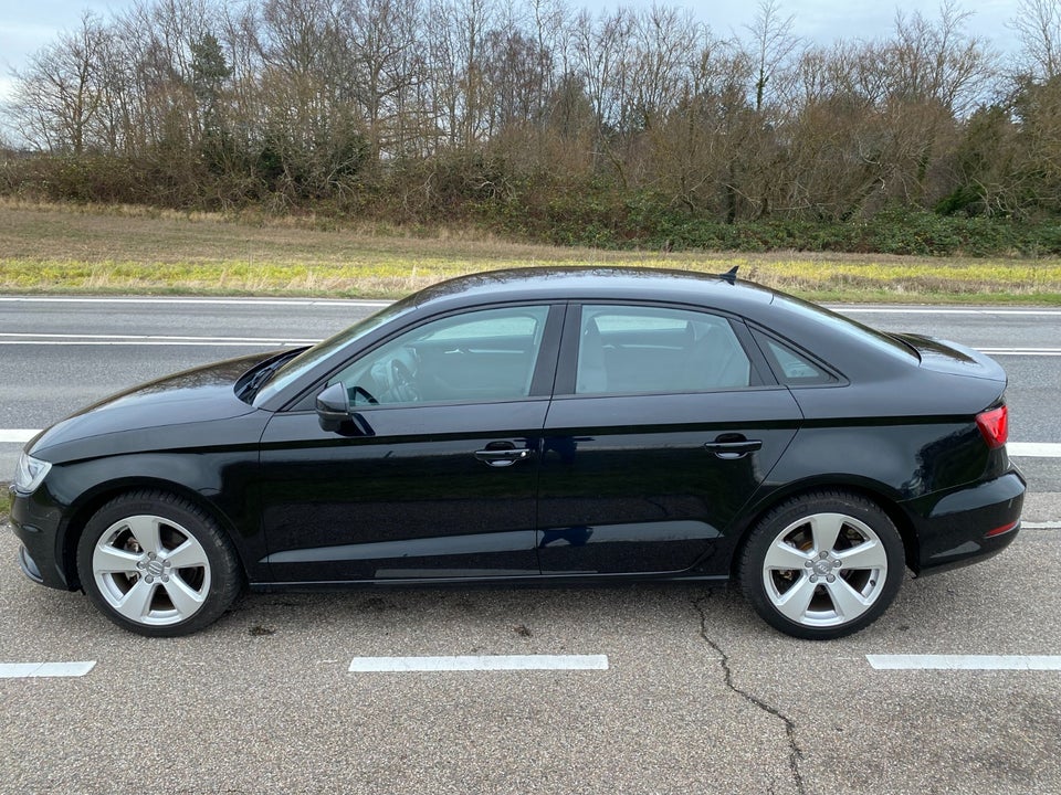 Audi A3 2,0 TDi 150 Sport S-tr. 4d