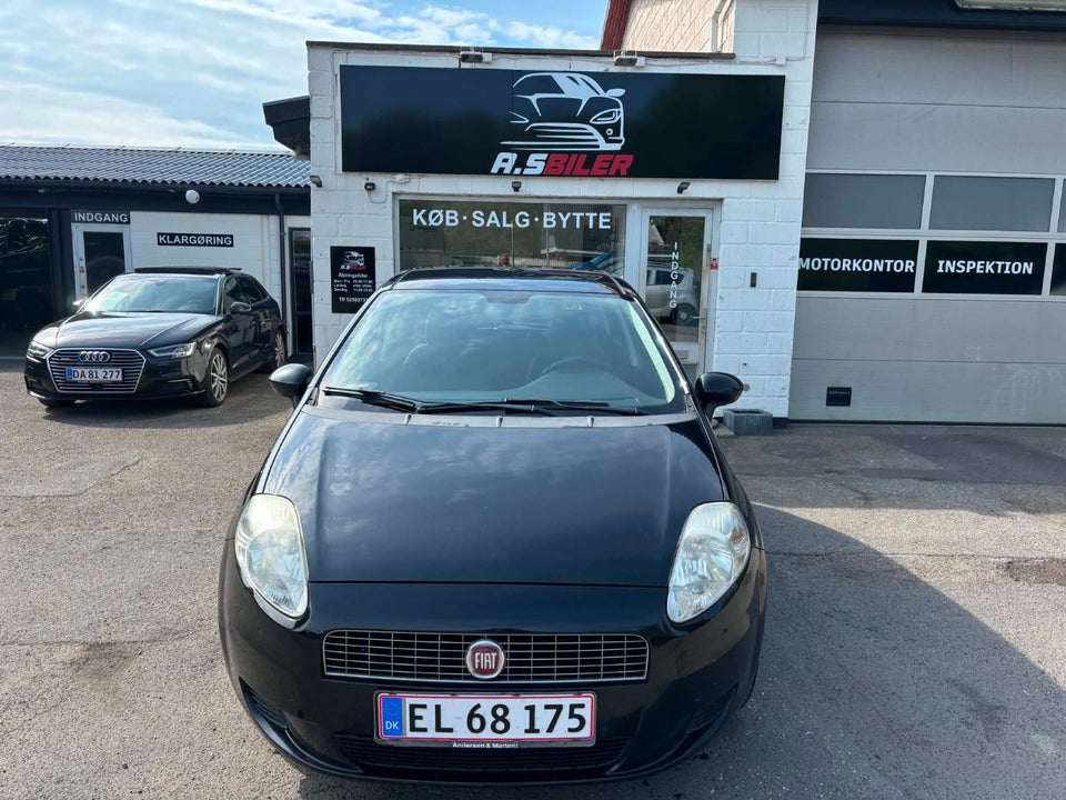 Fiat Grande Punto 1,4 Dynamic 5d