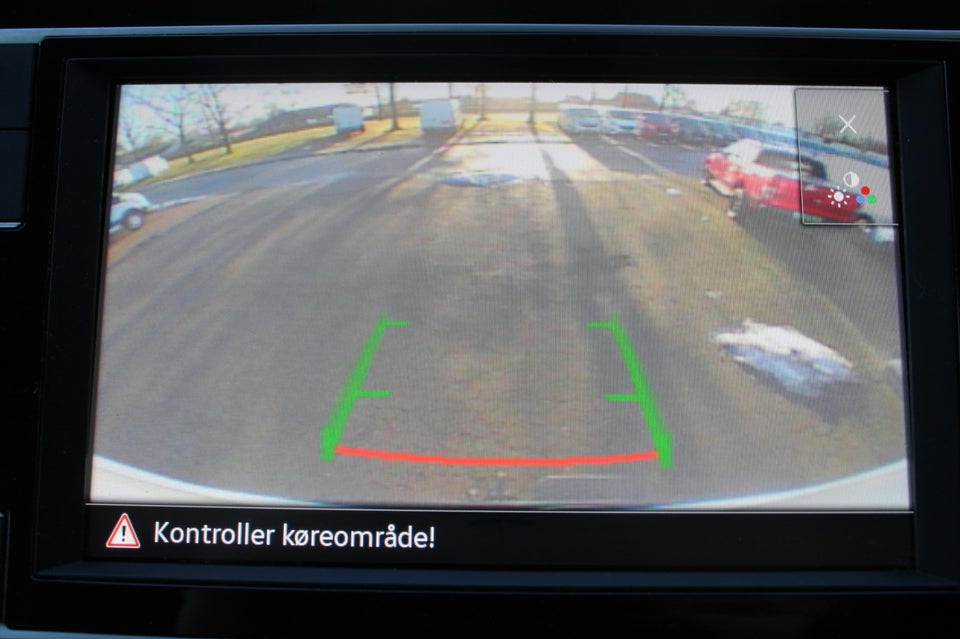 VW Crafter 35 2,0 TDi 140 Kassevogn L3H2 aut.