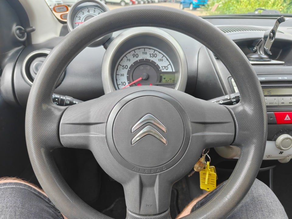 Citroën C1 1,0i Exclusive 5d