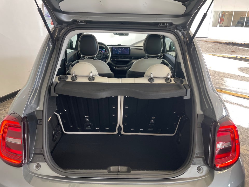 Fiat 500e 42 la Prima 3d