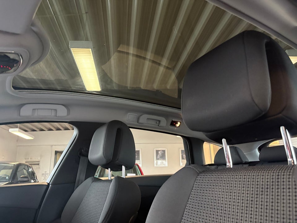 Peugeot 508 1,6 BlueHDi 120 Active Sky SW 5d