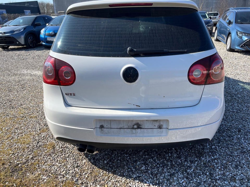 VW Golf V 2,0 GTi DSG 5d