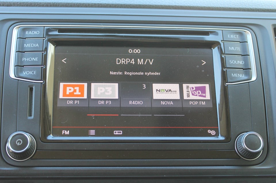 VW Transporter 2,0 TDi 204 Kassevogn kort