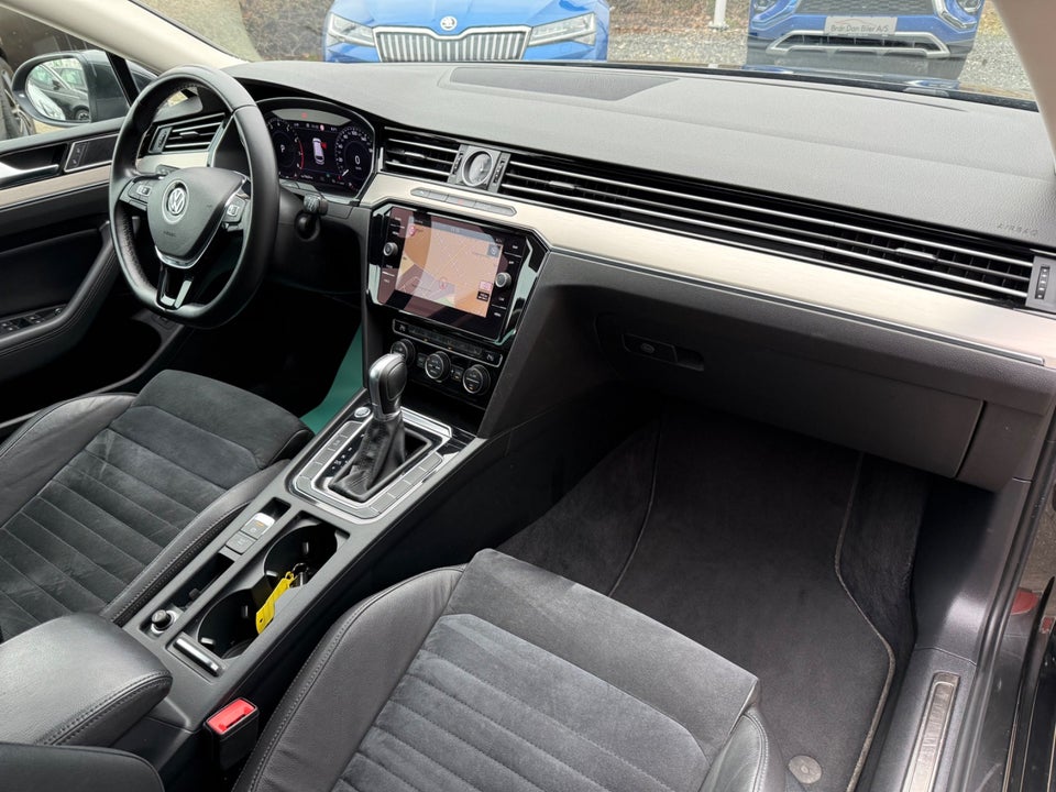 VW Passat 1,4 TSi 150 R-line Variant DSG BMT 5d