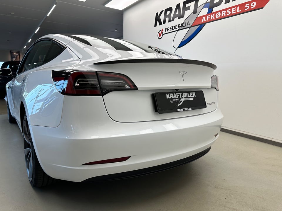 Tesla Model 3 Performance AWD 4d