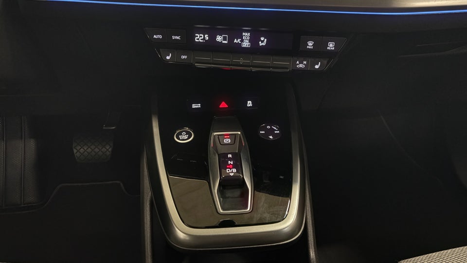 Audi Q4 e-tron 40  5d