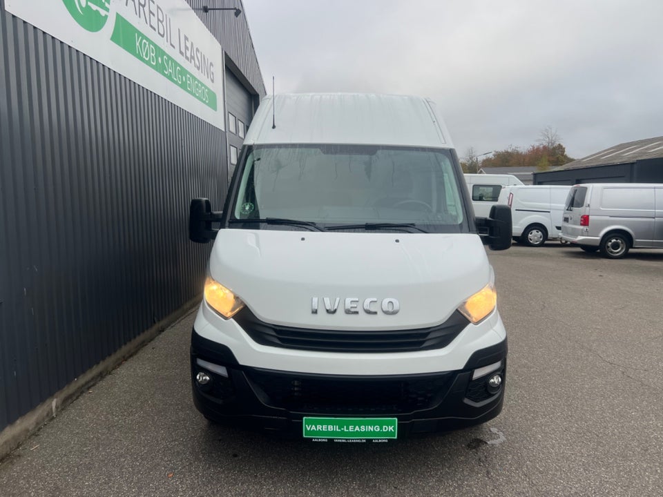 Iveco Daily 2,3 35S16 16m³ Van