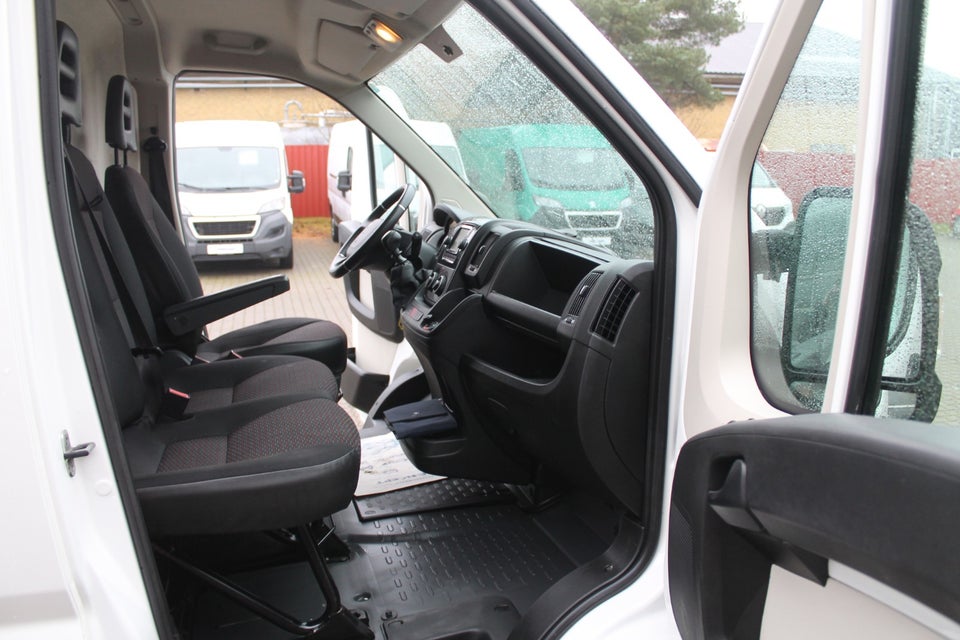 Peugeot Boxer 333 2,0 BlueHDi 130 L3H2