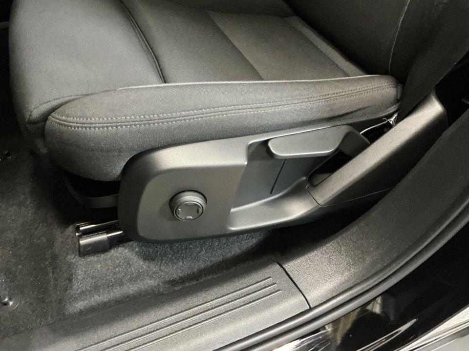 Volvo XC40 P6 ReCharge Plus 5d