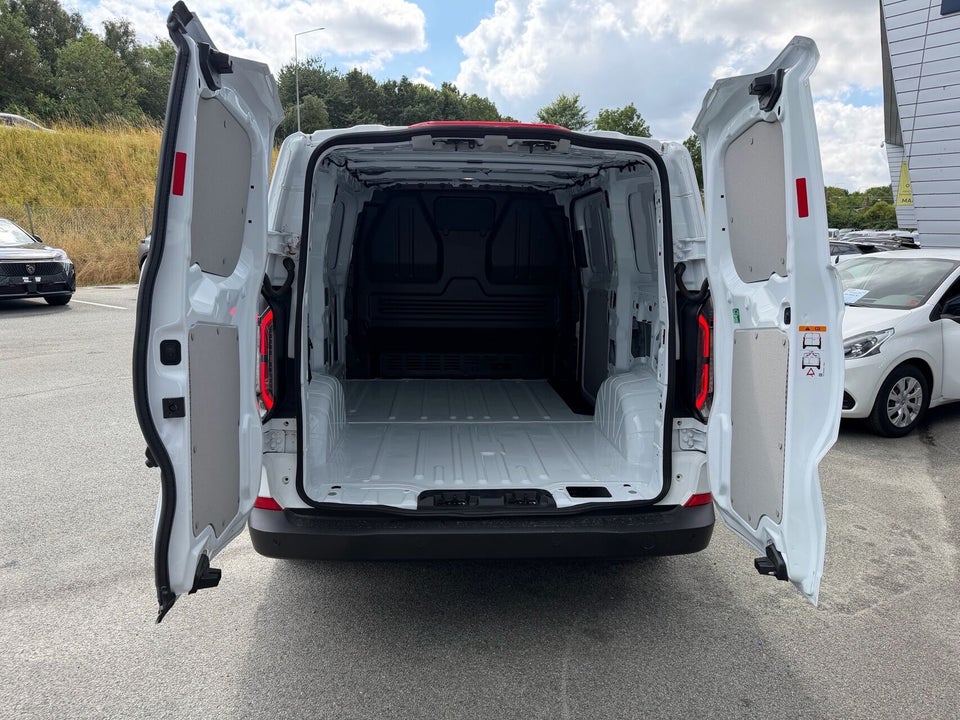 Ford E-Transit Custom 320 L1 64 Trend